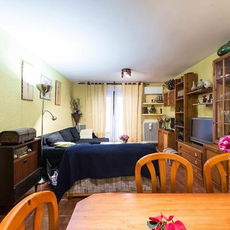 Ferienwohnung Vivienda Familiar Con Jardin Junto A Ifema Madrid Exterior foto