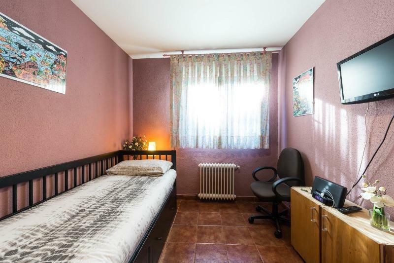 Ferienwohnung Vivienda Familiar Con Jardin Junto A Ifema Madrid Exterior foto