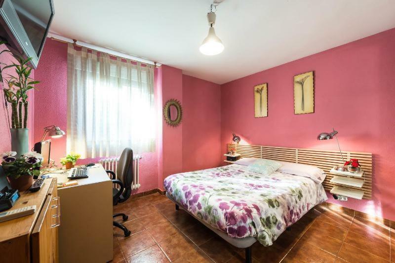Ferienwohnung Vivienda Familiar Con Jardin Junto A Ifema Madrid Exterior foto
