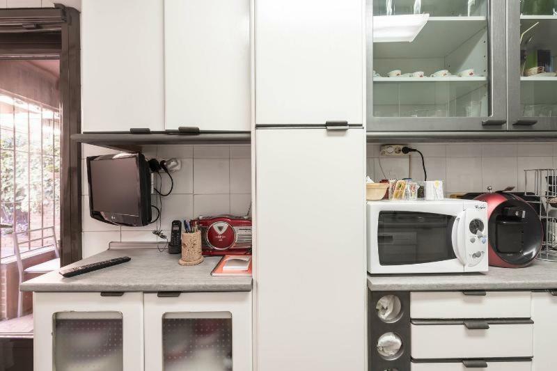 Ferienwohnung Vivienda Familiar Con Jardin Junto A Ifema Madrid Exterior foto