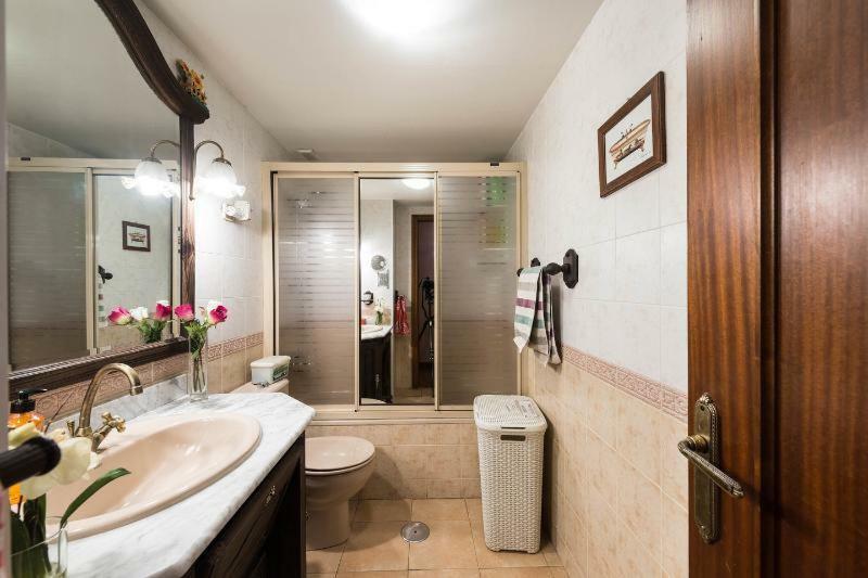 Ferienwohnung Vivienda Familiar Con Jardin Junto A Ifema Madrid Exterior foto