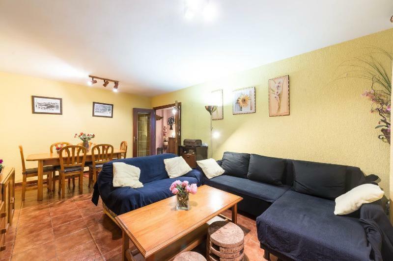 Ferienwohnung Vivienda Familiar Con Jardin Junto A Ifema Madrid Exterior foto