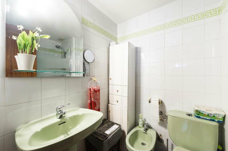 Ferienwohnung Vivienda Familiar Con Jardin Junto A Ifema Madrid Exterior foto